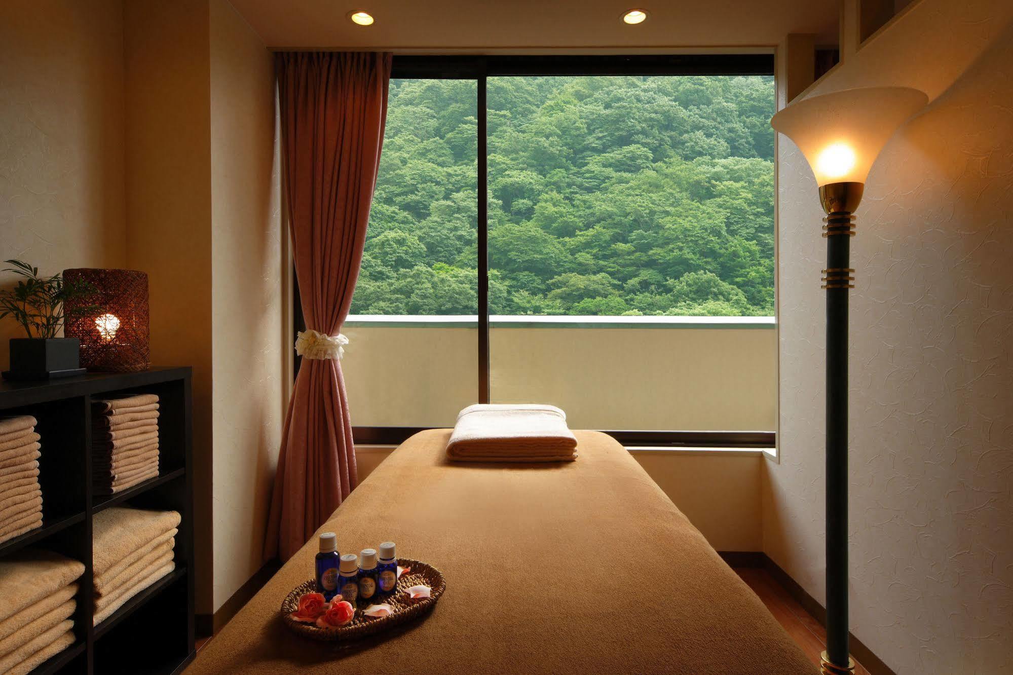Hotel Asaya Nikko Zewnętrze zdjęcie A treatment room at a spa