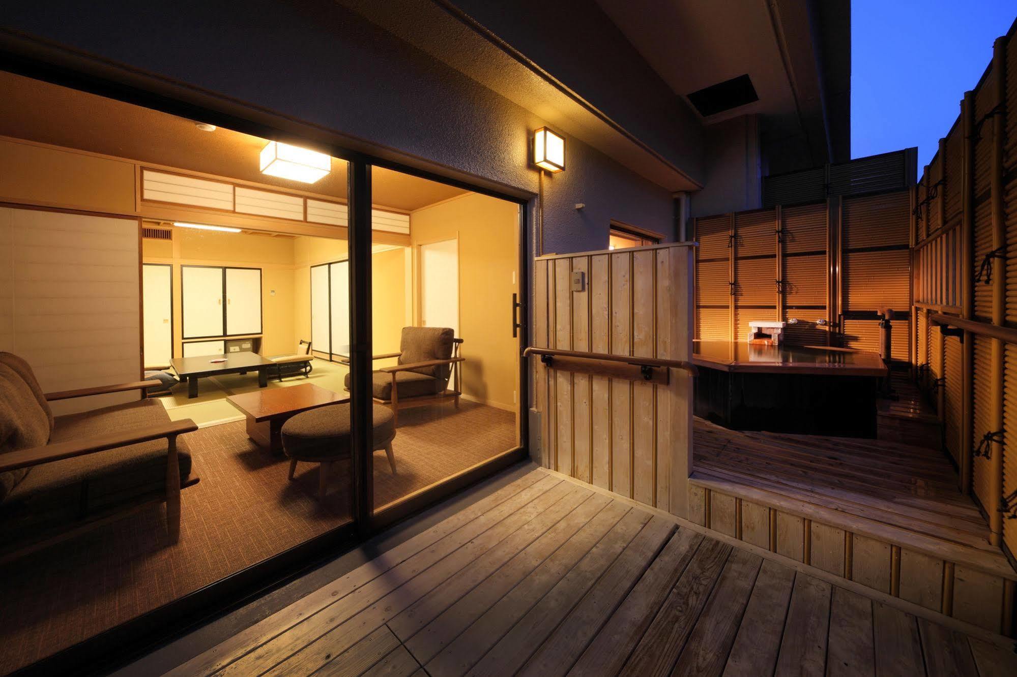 Hotel Asaya Nikko Zewnętrze zdjęcie A room at a ryokan